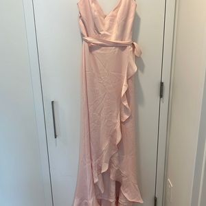 BNWT David's Bridal Spaghetti Strap Crepe Ruffle Bridesmaid Dress, Size 4, Petal